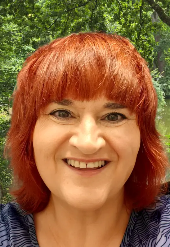 Sandra Portrait im Park